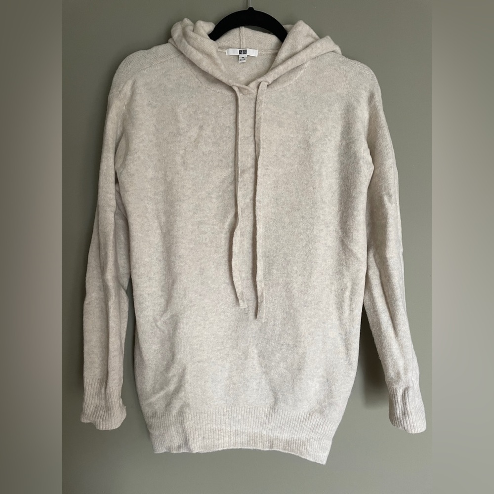 Uniqlo hoodie Size XS Cream